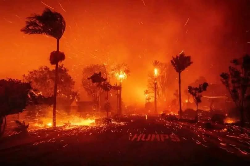 IMG-20250111-WA0001 Californie : Hollywood en feu. Les incendies vont coûter plus de 53 milliards de $ des réparations aux USA.
