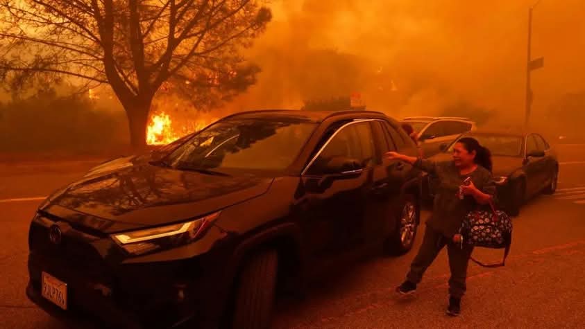 IMG-20250111-WA0003 Californie : Hollywood en feu. Les incendies vont coûter plus de 53 milliards de $ des réparations aux USA.