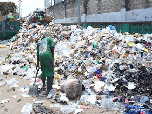 1000792692 Kinshasa face à l'insalubrité : initiatives bloquées, entre laxisme de l'Etat et incivisme populaire