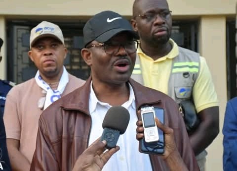 IMG-20250714-WA0135 Infrastructures de base à l'œuvre: Le conseiller spécial Martin Kabuya s'édifie de la route Kananga-Kalamba Mbuji.