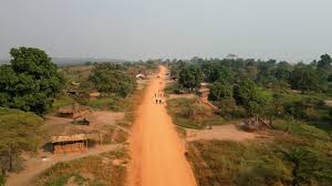 IMG-20250714-WA0143 Infrastructures de base à l'œuvre: Le conseiller spécial Martin Kabuya s'édifie de la route Kananga-Kalamba Mbuji.