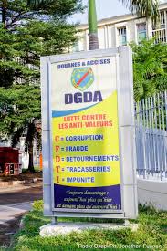 IMG-20250801-WA0041 Économie nationale. RDC: Indices de Fiscalité très complexes et multiples, causes de contre-performance.