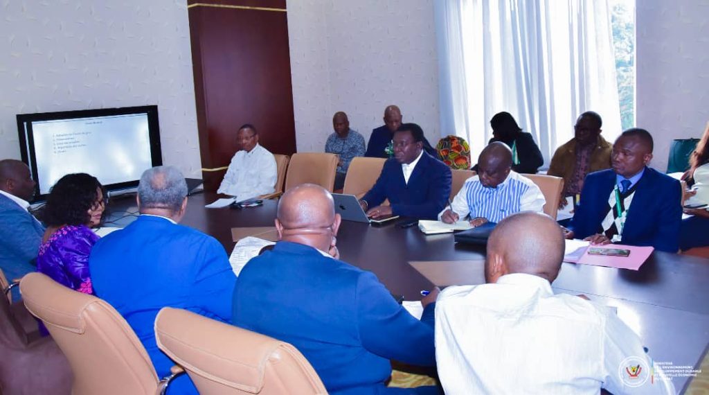 IMG-20250909-WA0104-1024x570 La ministre de l'Environnement s'est concertée avec l'ambassadeur de la RDC en Éthiopie autour du 2ème Sommet africain sur le climat (ACS2) à Addis-Abeba.