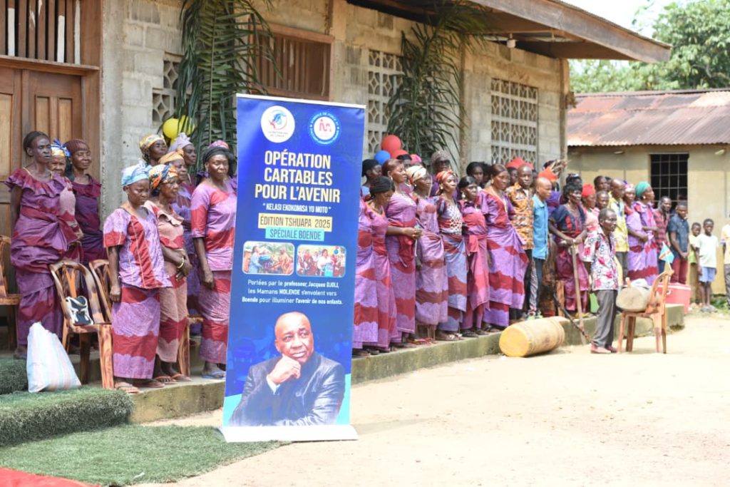 IMG-20250913-WA0010-1024x683 LE PRÉSIDENT NATIONAL DES BÂTISSEURS DU CONGO, JACQUES DJOLI, CLÔTURE L’OPÉRATION CARTABLE POUR L’AVENIR.