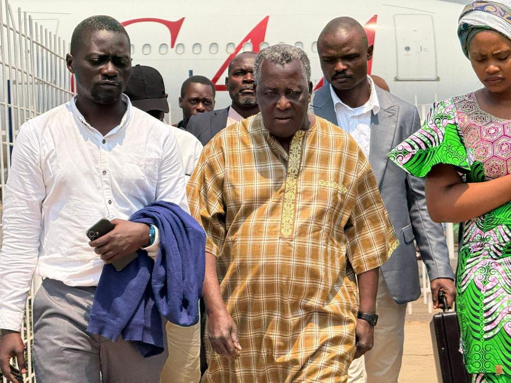 IMG-20250914-WA0049-1024x768 Le Ciel donne une mise en garde. Lettre ouverte du 29.10.2025: Une mise au point, la couronne d'épines vous parle.