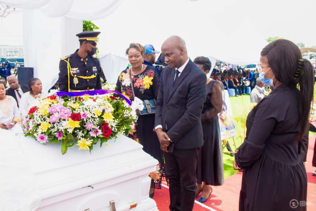 IMG-20250927-WA0069 Derniers hommages rendus à Alphonsine Angélique Rhulinabo Mosengo.