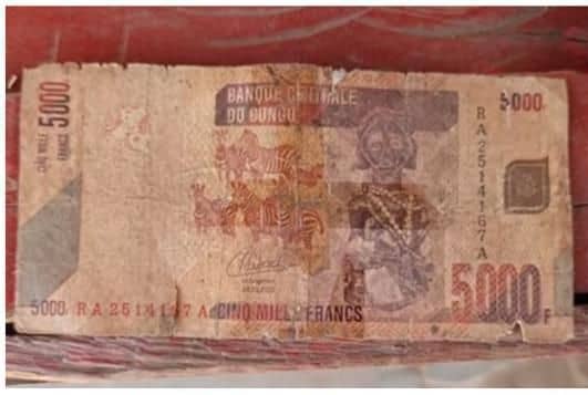 IMG-20251005-WA00451-1 Billets impropres : le cri d’alarme des Congolais face à une mafia institutionnalisée.