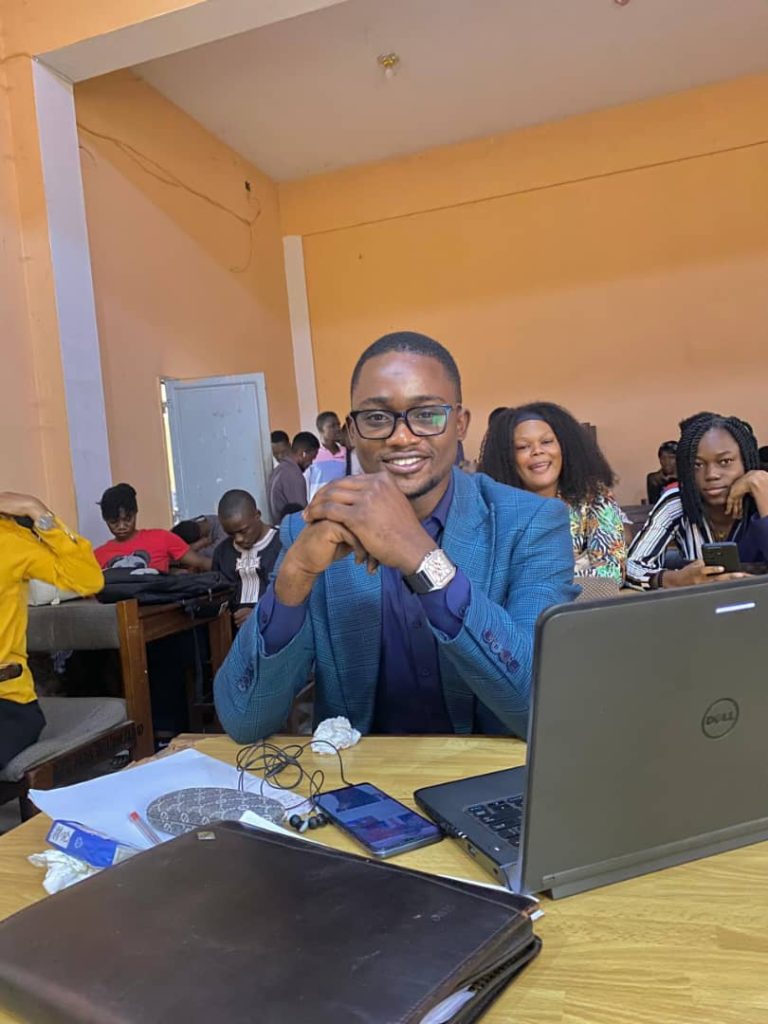 IMG-20251006-WA0052-768x1024 FINANCES PUBLIQUES ET STABILITÉ MACROÉCONOMIQUE EN RÉPUBLIQUE DÉMOCRATIQUE DU CONGO.