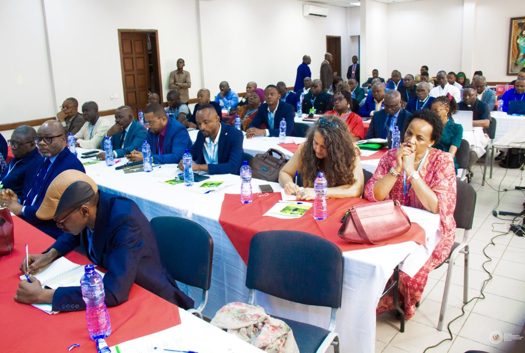 IMG-20251007-WA0153-1024x688 Atelier national de la Société Civile, du 7 au 9 octobre 2025, sur le couloir vert Kivu-Kinshasa( CVKK), discours de S.E. Mme la Ministre de l'Environnement, Développement Durable et Nouvelle Économie du Climat.