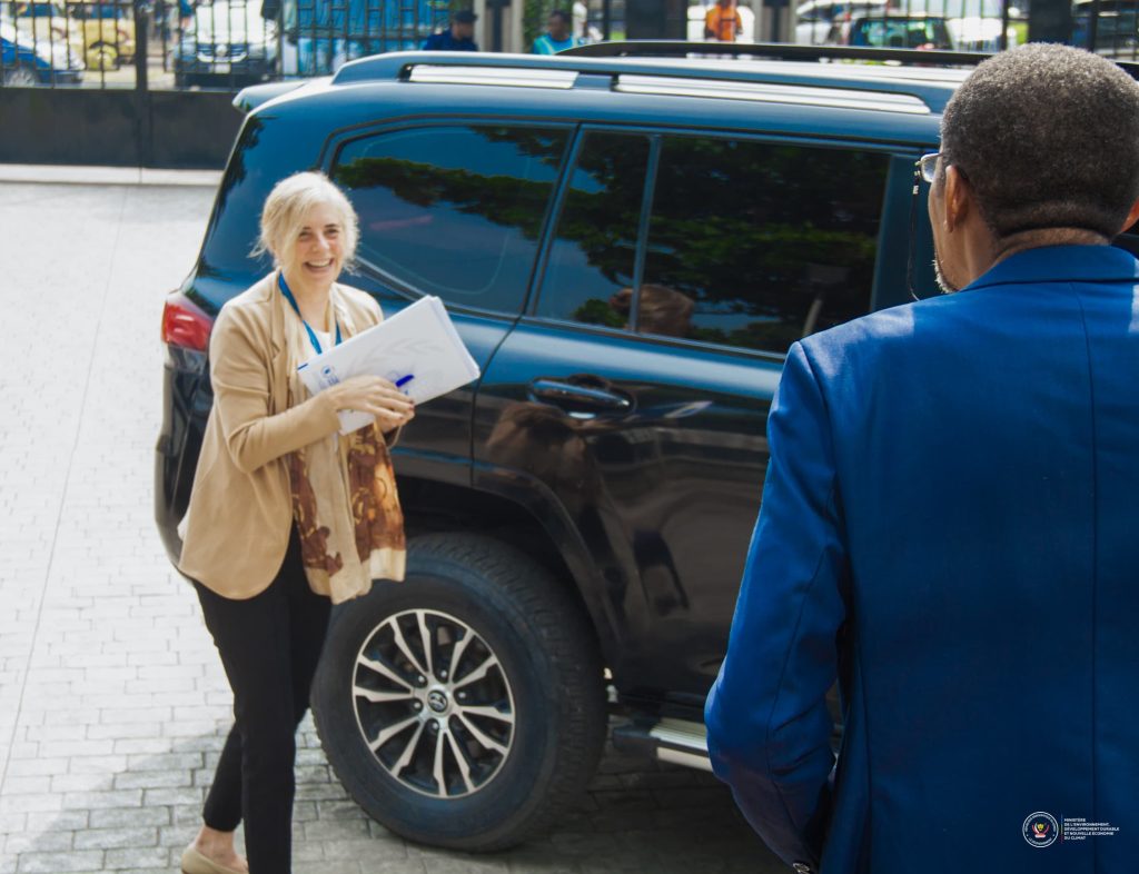 IMG-20251010-WA0077-1024x786 Cynthia Jones reçue par Son Excellence Madame Marie Nyange Ndambo : la RDC, un pays-solution face à la crise climatique.