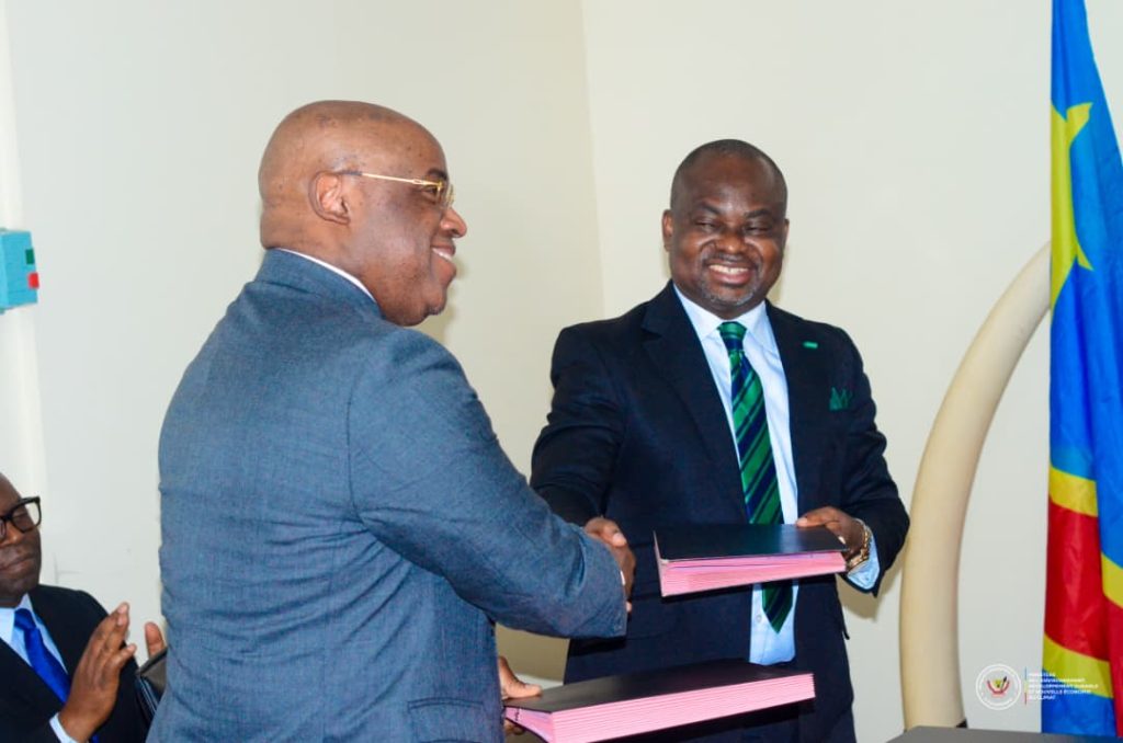 IMG-20251031-WA0161-1024x678 Marie Nyange supervise le partenariat entre FIPE et EQUITY BCDC pour le financement des projets environnementaux.