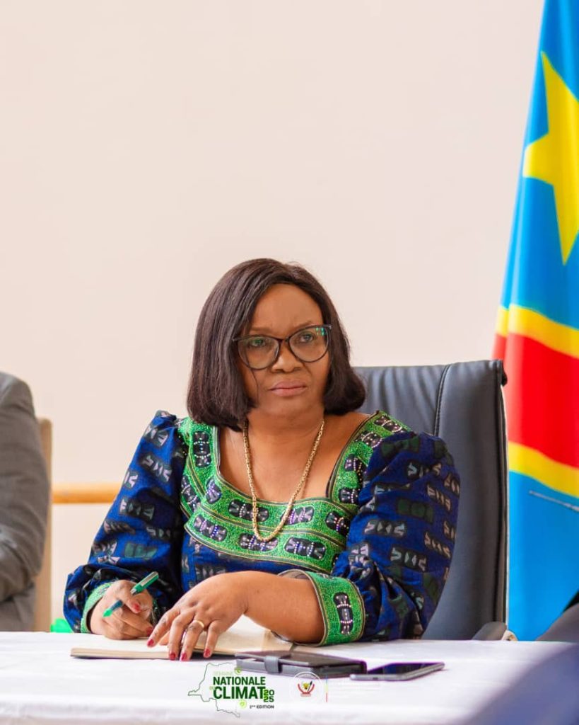 IMG-20251029-WA0135-819x1024 RDC: Pays-Solution et hub énergétique pour l'Afrique. Marie Nyange exhorte à l'investissement pour une transition équitable.