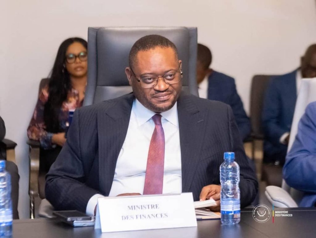 IMG-20251107-WA0116-1024x770 Finances publiques: L'accord ou faux espoir des 400 millions de $ entre le FMI et la RDC pour qu'elles perspectives!