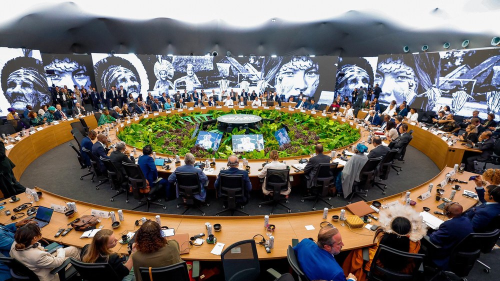 IMG-20251108-WA0127 RDC: Pays-Solution et hub énergétique pour l'Afrique. Marie Nyange exhorte à l'investissement pour une transition équitable.