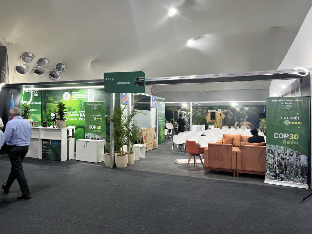 IMG-20251110-WA0107 COP30 Belém: La RDC s'offre un stand qui valorise, à juste titre, son statut de leader et de Pays-Solution à l'échelle climatique mondiale.
