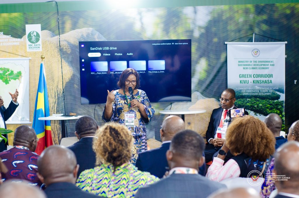 IMG-20251116-WA0088-1024x678 Transition écologique à la COP30 : La RDC livre son répertoire national des métiers verts.