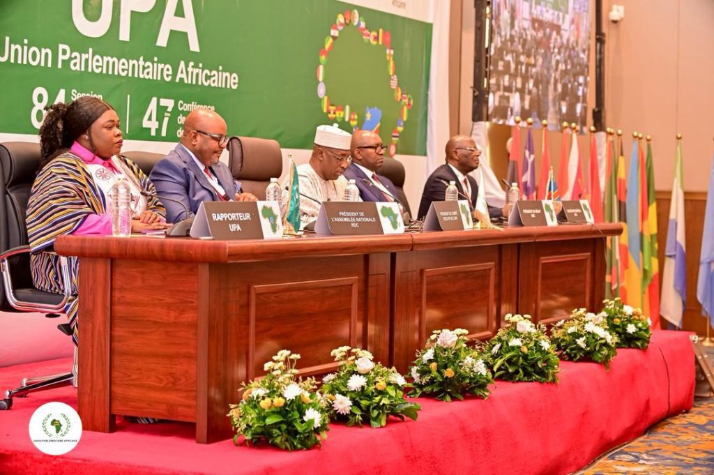 IMG-20251119-WA0018-1024x681 Tenue de la 84ᵉ Session du Comité Exécutif de l’Union Parlementaire Africaine (UPA) à Kinshasa, le 18 novembre 2025.