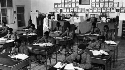 IMG-20251124-WA0099 Écoles d'hier et d'aujourd'hui. Français écrit contre français parlé : Deux modes ennemis d'expression aujourd'hui !