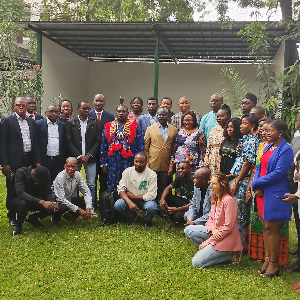 IMG_20251030_112940_814-1024x1024 Environnement. Défis africains sous-régionaux : Mme la ministre Marie Nyange lance la 2ème conférence des OSC du Bassin du Congo au cercle Elaïs de Kinshasa.