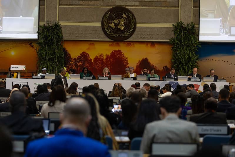 35272 Marie Nyange engage les industriels, pour une paix certaine, dans l'économie circulaire et une transition énergétique.