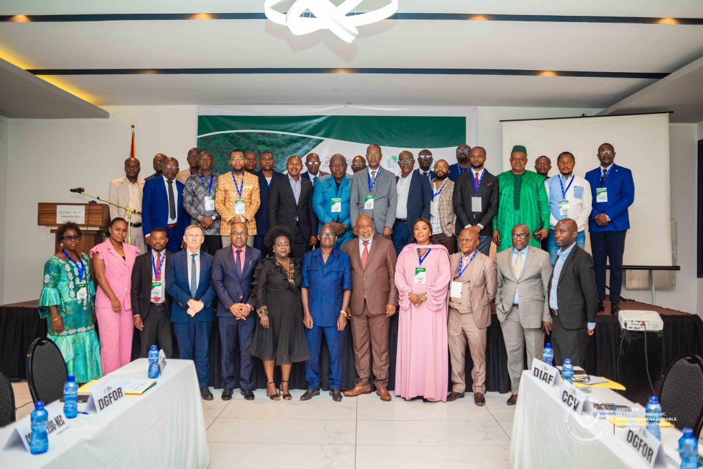 41091-1024x683 Marie Nyange clôture la 4ème réunion du Comité de Pilotage ( COPIL)du programme de Gestion Durable des Forêts ( PGDF), à l'hôtel Sulutani.