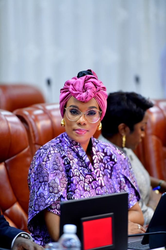 87082-682x1024 31.12.2025 | S.E.M. le Président Félix Tshisekedi promulgue la Loi N’Sele.