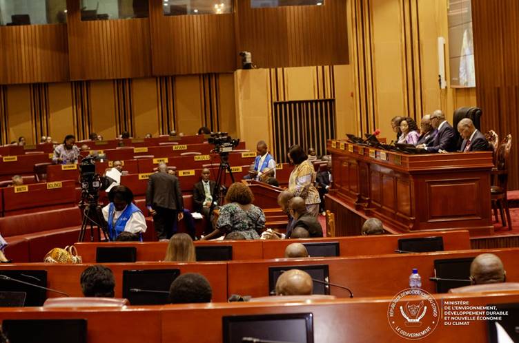 image-37 Sénat-Marché du carbone en RDC : Marie Nyange explique le cadre juridique renforcé pour affirmer le statut de « Pays-Solution » et sécuriser les investissements verts