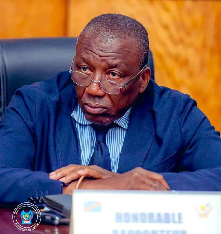 image-6 Corneille Nangaa, Joseph Kabila et les autres en armes, du statut de figure nationale officielle à celui d’exilé, rebelle et recherché.